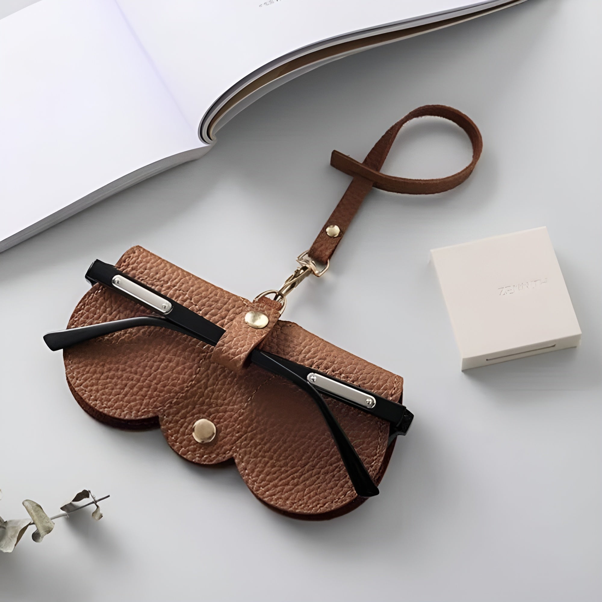 Serenosole Compact zicht™-Strakke leren hoes voor een bril (1 1 GRATIS)